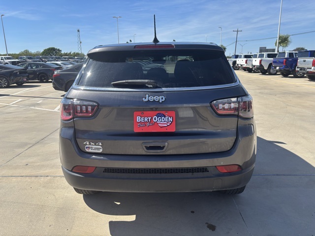 2024 Jeep Compass Sport photo 4