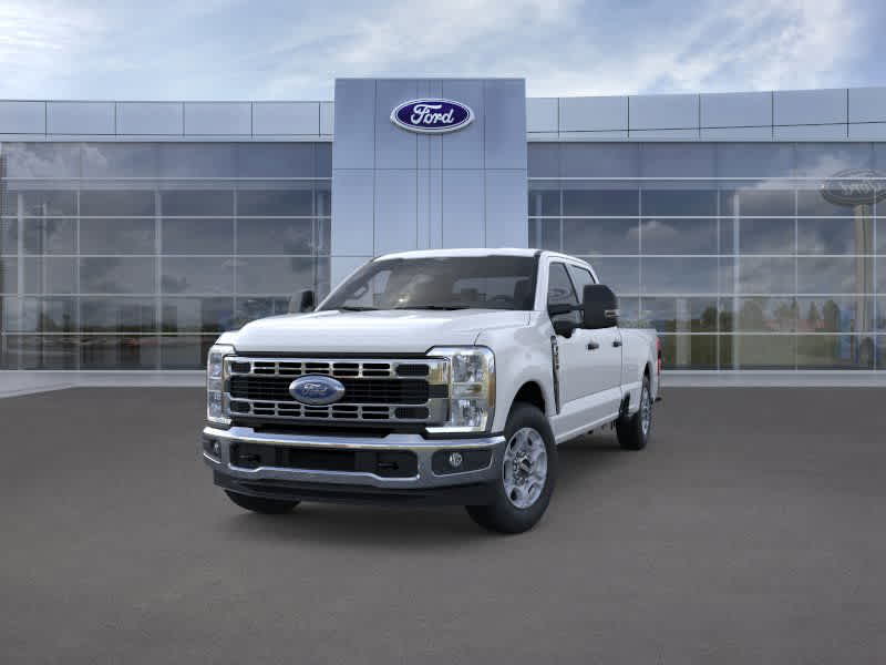 2026 Ford F-250 XLT photo 2