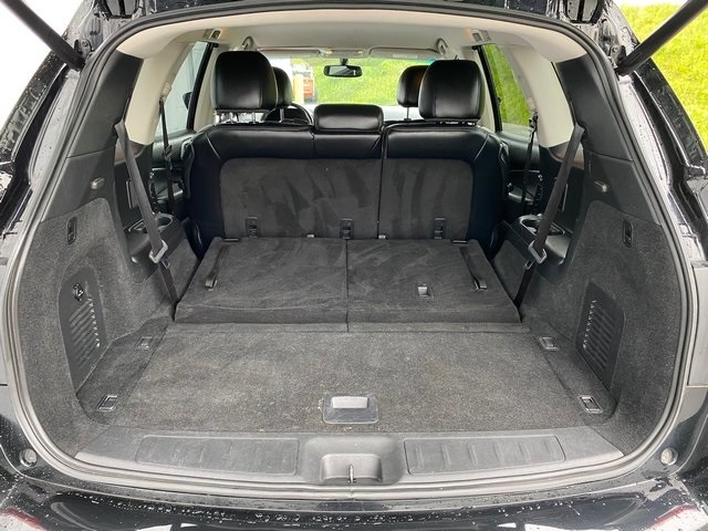 2019 Nissan Pathfinder SL photo 23