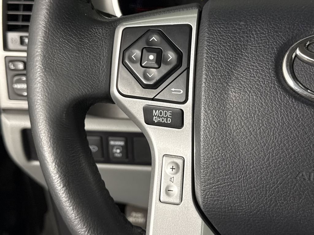 2016 Toyota Sequoia Limited photo 24