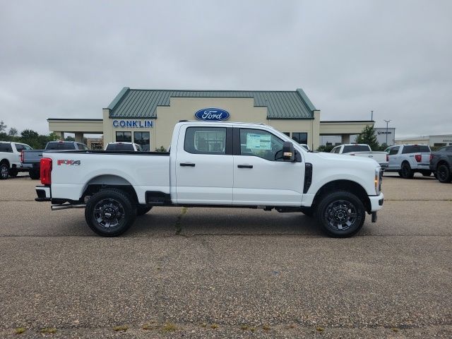 2026 Ford F-250 photo 18