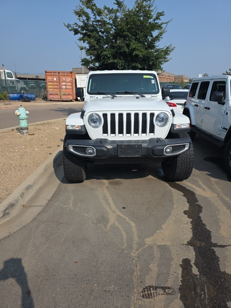 2019 Jeep Wrangler Unlimited Sahara photo 2