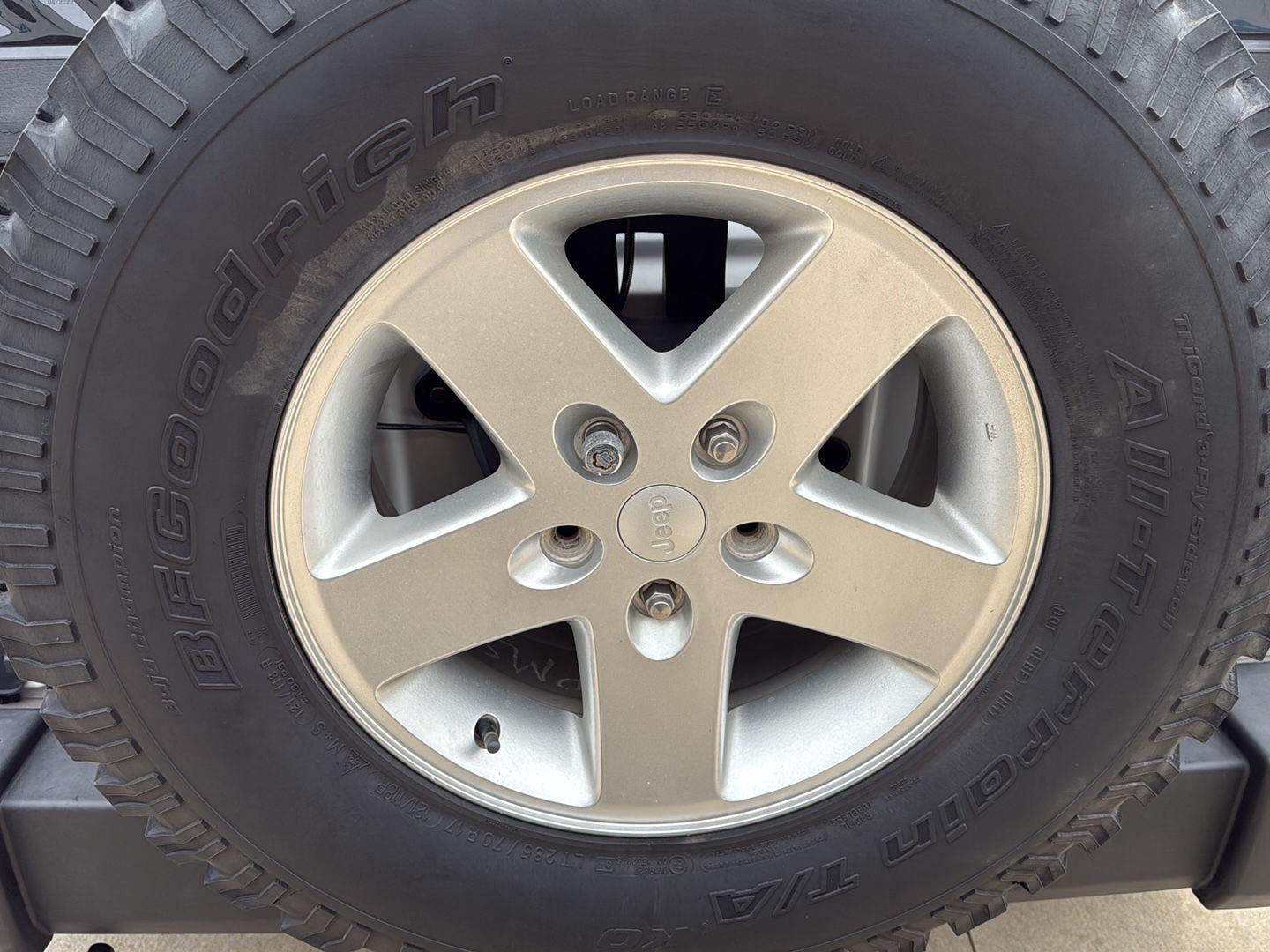 2015 Jeep Wrangler Sport photo 15
