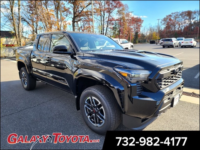 2025 Toyota Tacoma TRD Sport's photo