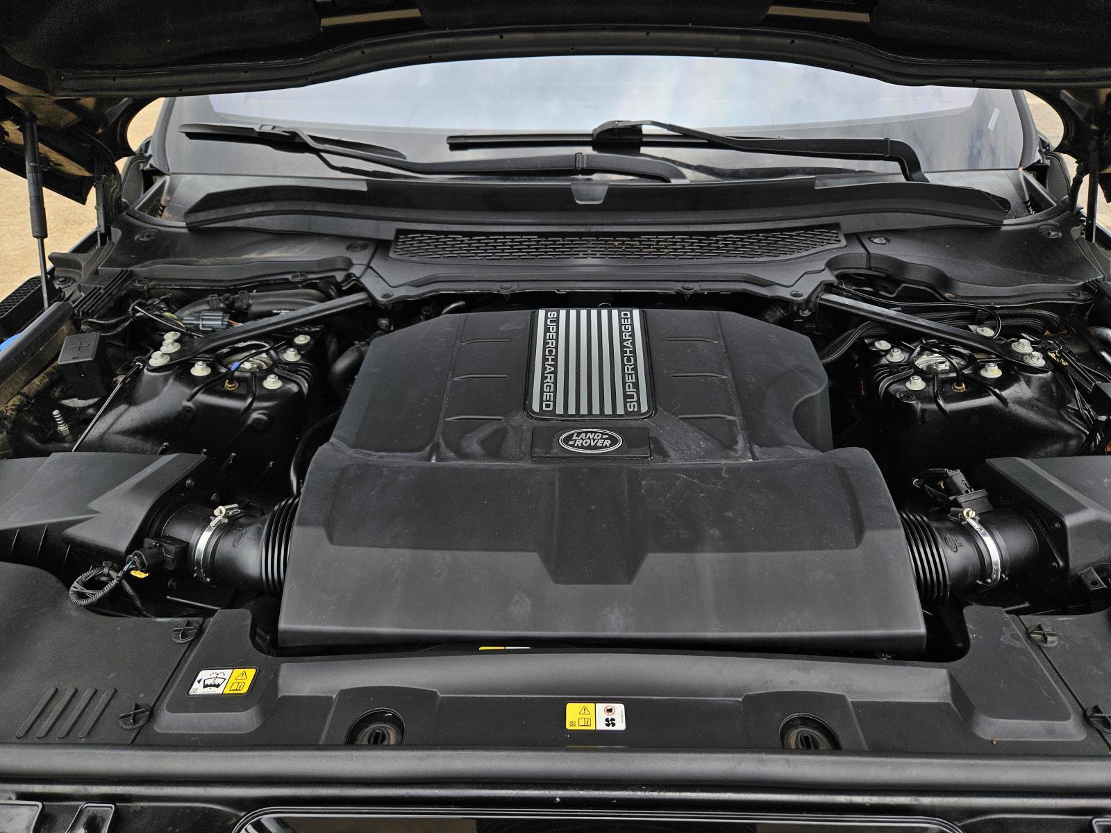 2016 Land Rover Range Rover Sport SuperCharged HSE photo 10