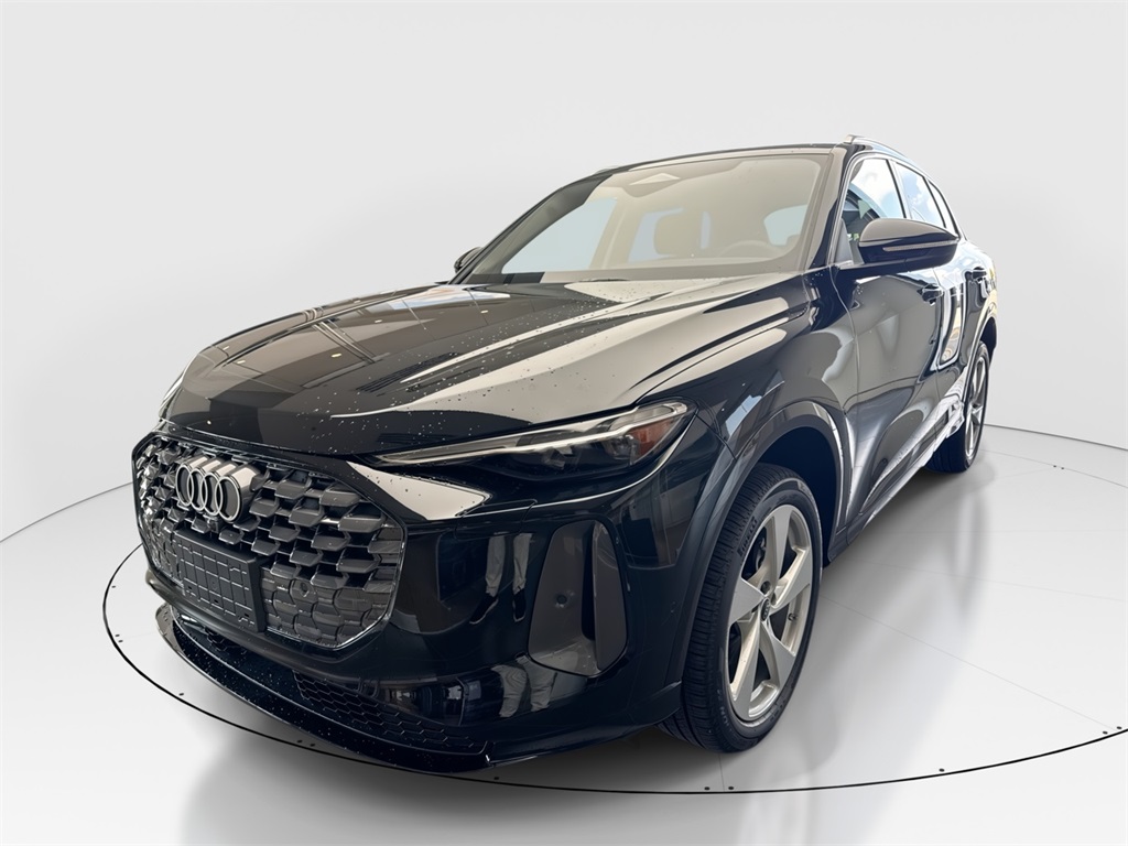 2025 Audi New Q5 Premium Plus's photo