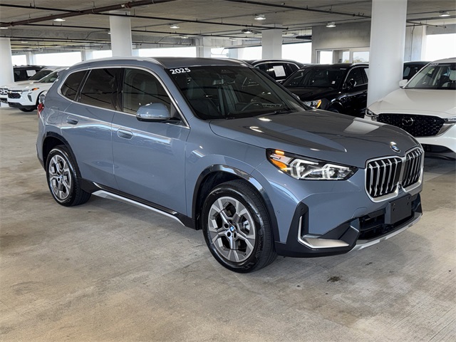 2025 BMW X1 28i's photo
