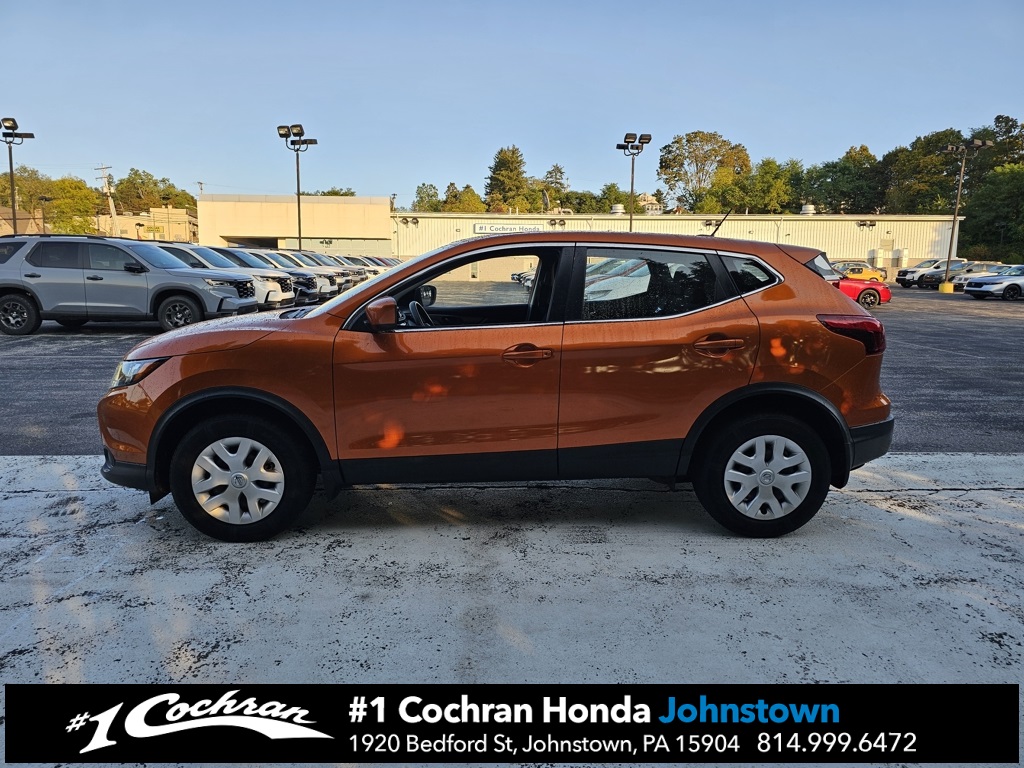 2017 Nissan Rogue Sport S photo 4