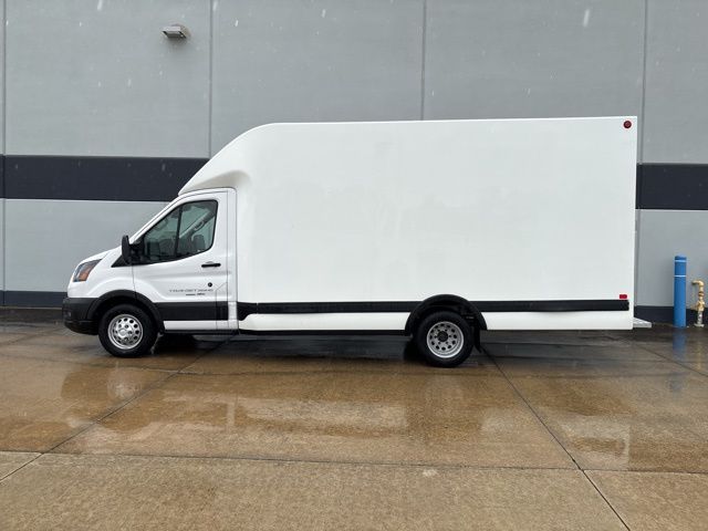 2024 Ford Transit Chassis Cutaway photo 2