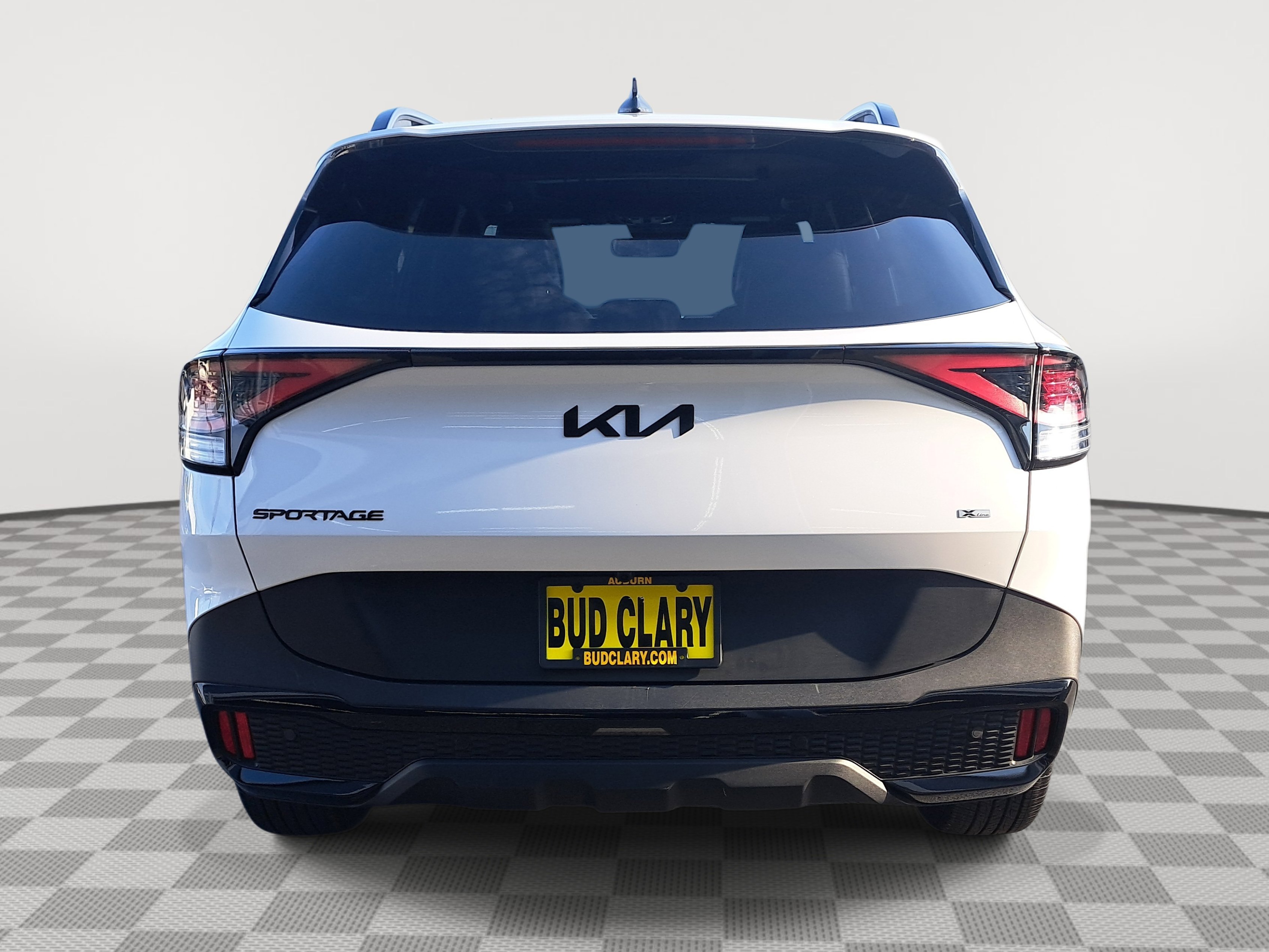 2025 Kia Sportage X-Line photo 3