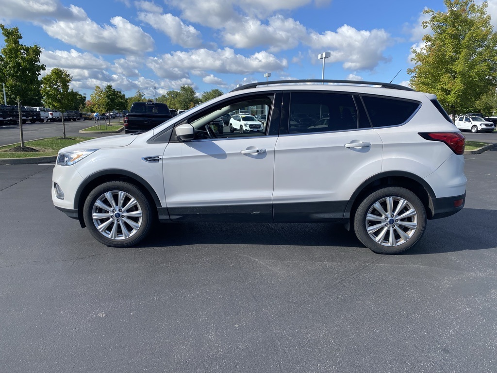 2019 Ford Escape SEL photo 8