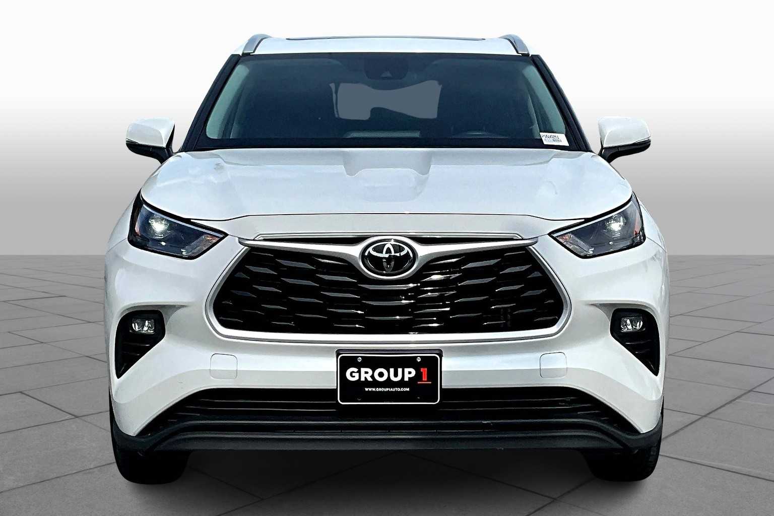 2023 Toyota Highlander Limited Platinum XLE XSE photo 3