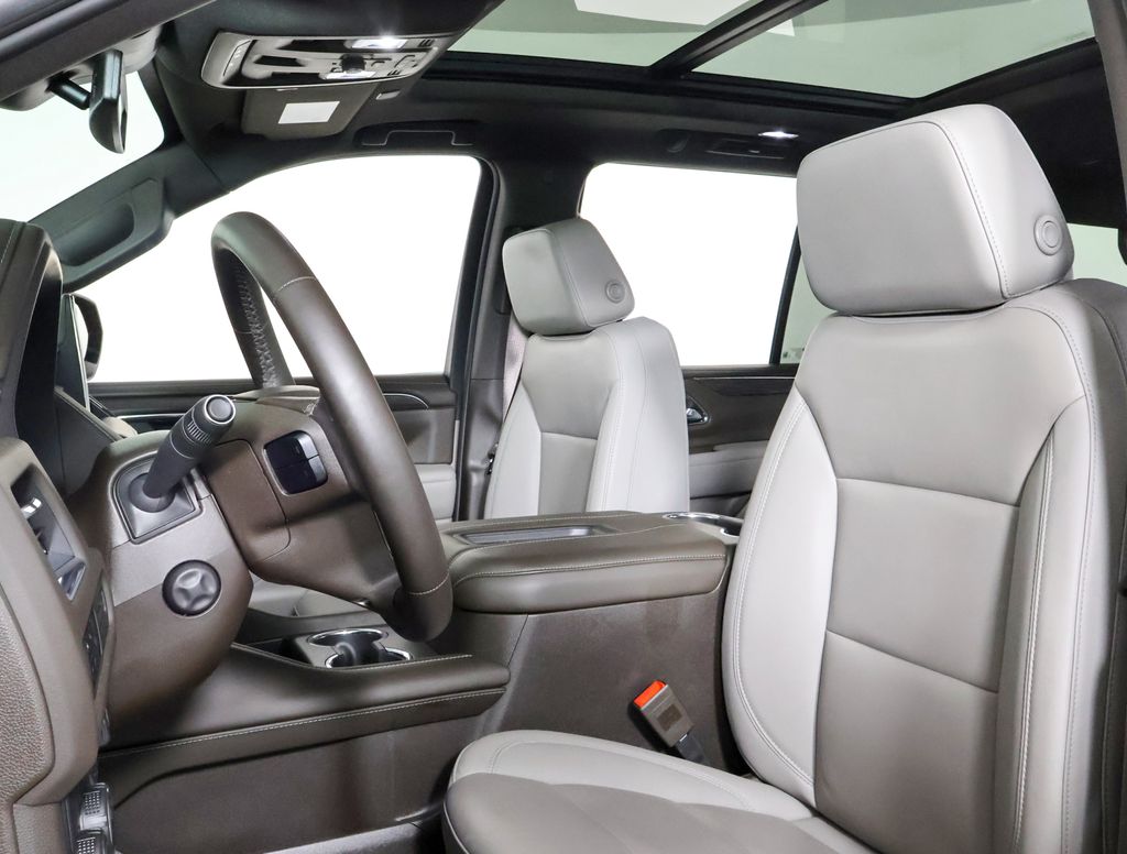 2023 Chevrolet Tahoe LT photo 7