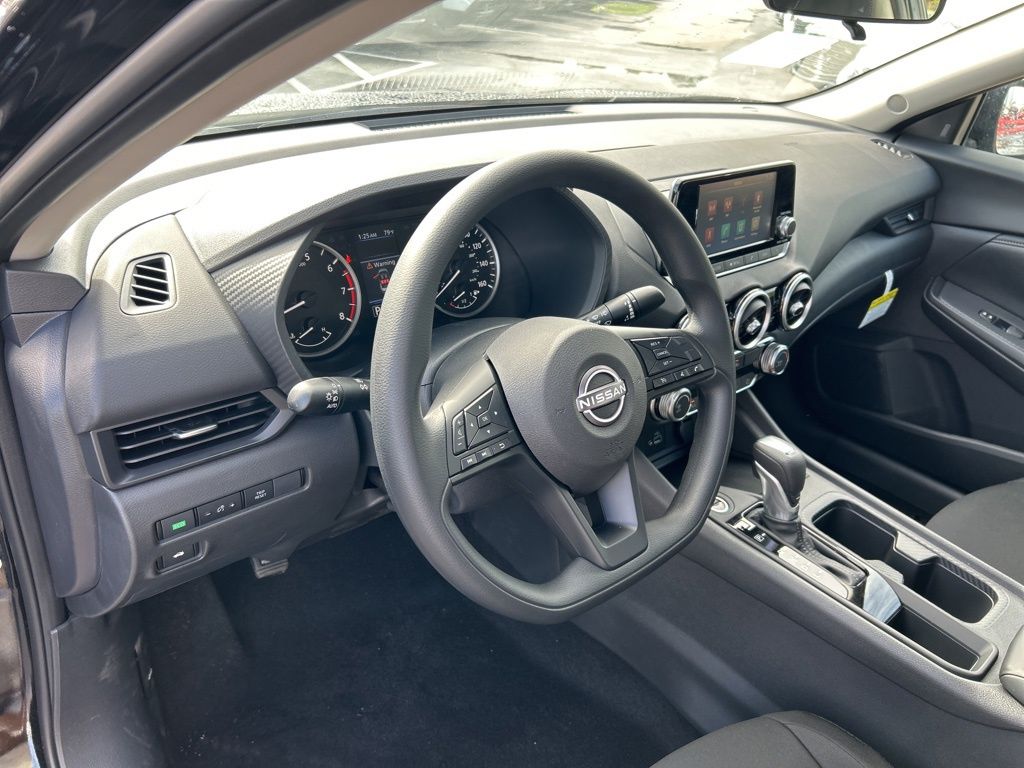 2025 Nissan Sentra S photo 14
