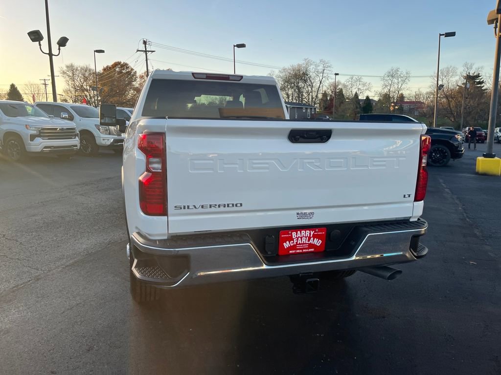 2026 Chevrolet Silverado 2500HD LT photo 4