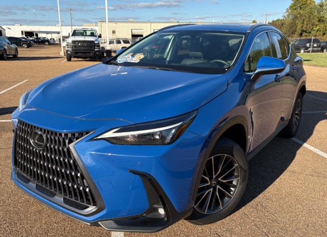 2025 Lexus NX 250's photo