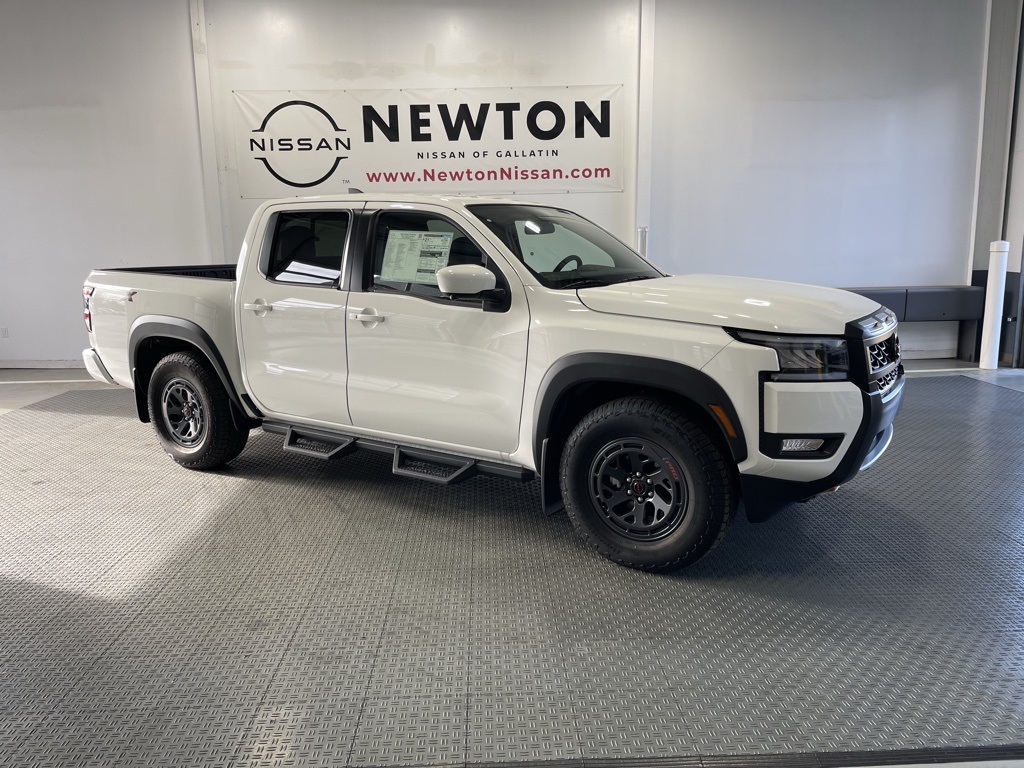 2026 Nissan Frontier PRO-X's photo