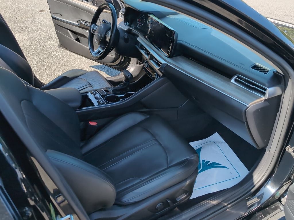 2022 Kia K5 EX photo 13