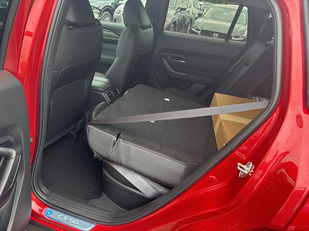 2025 Mazda CX-50 Premium photo 11