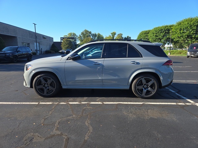 2025 Mercedes Benz GLE 350 4MATIC photo 2