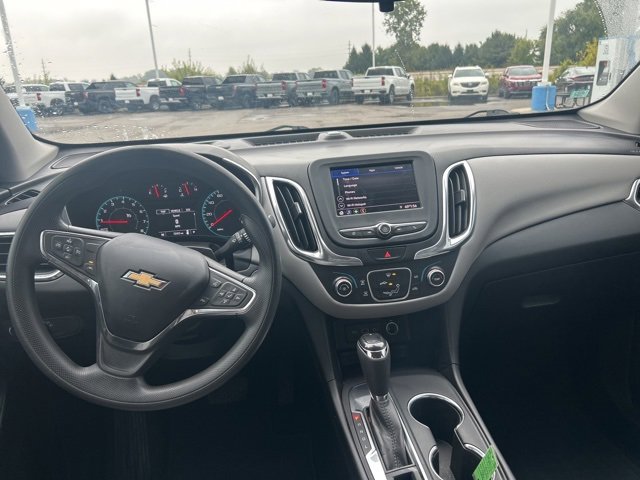 2020 Chevrolet Equinox LS photo 10
