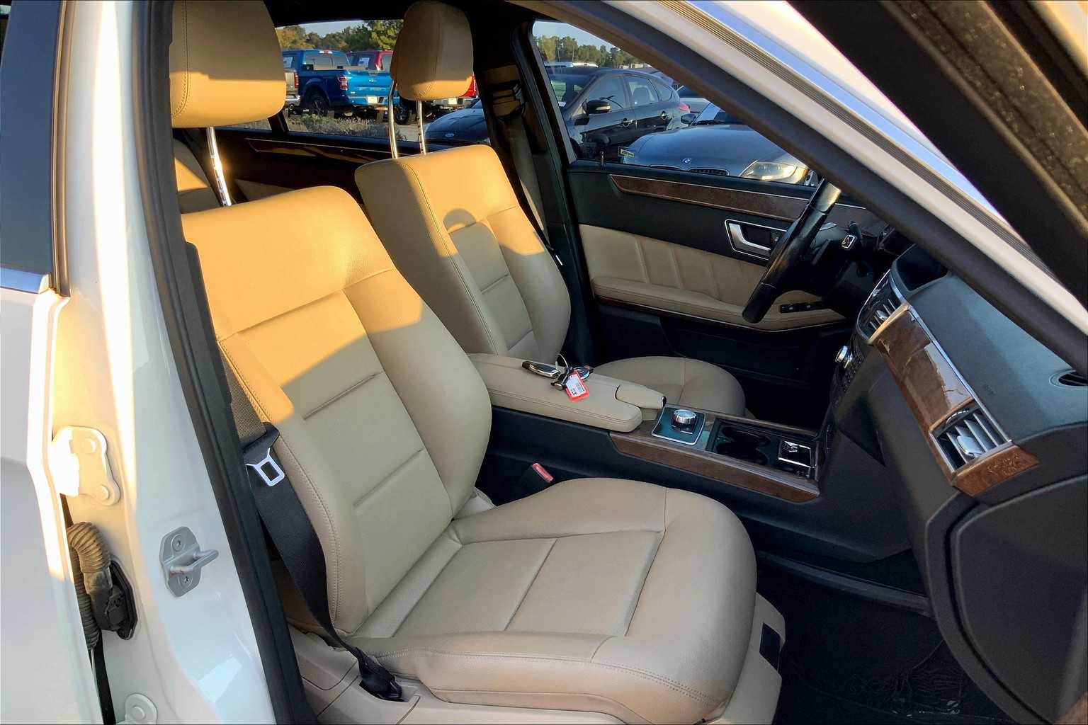 2013 Mercedes Benz E 350 Sport photo 8