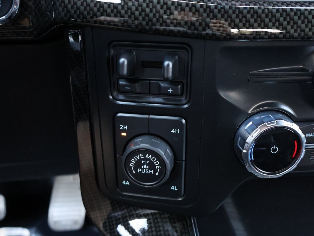 2023 Ford F-150 Lariat photo 26