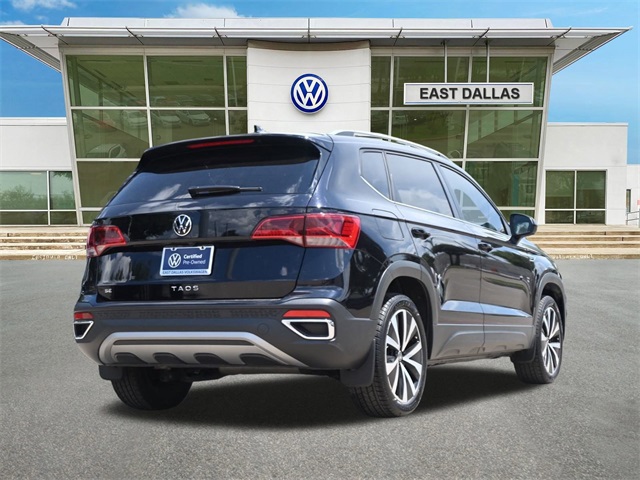 2024 Volkswagen Taos SE photo 2