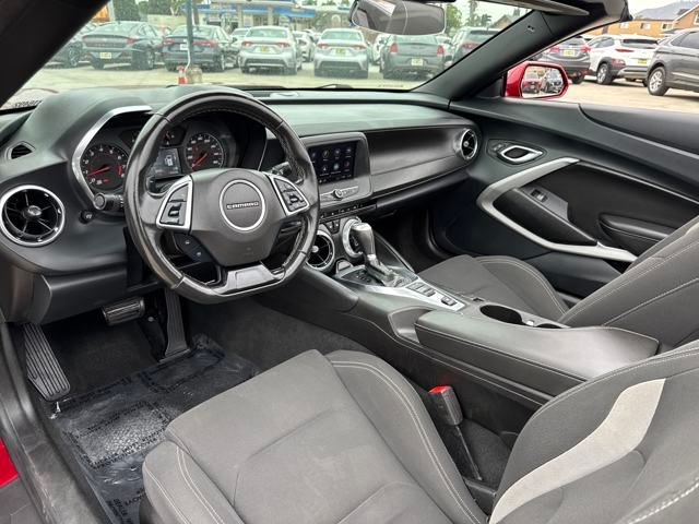 2023 Chevrolet Camaro 1LT photo 6