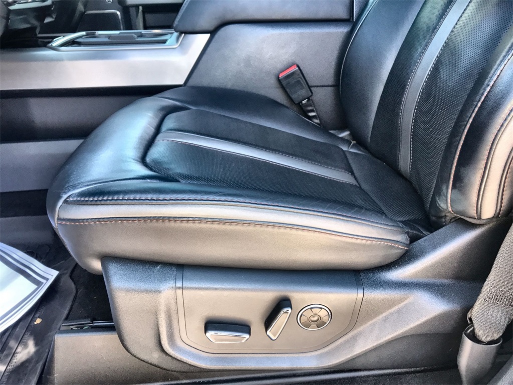 2022 Ford F-350 photo 12