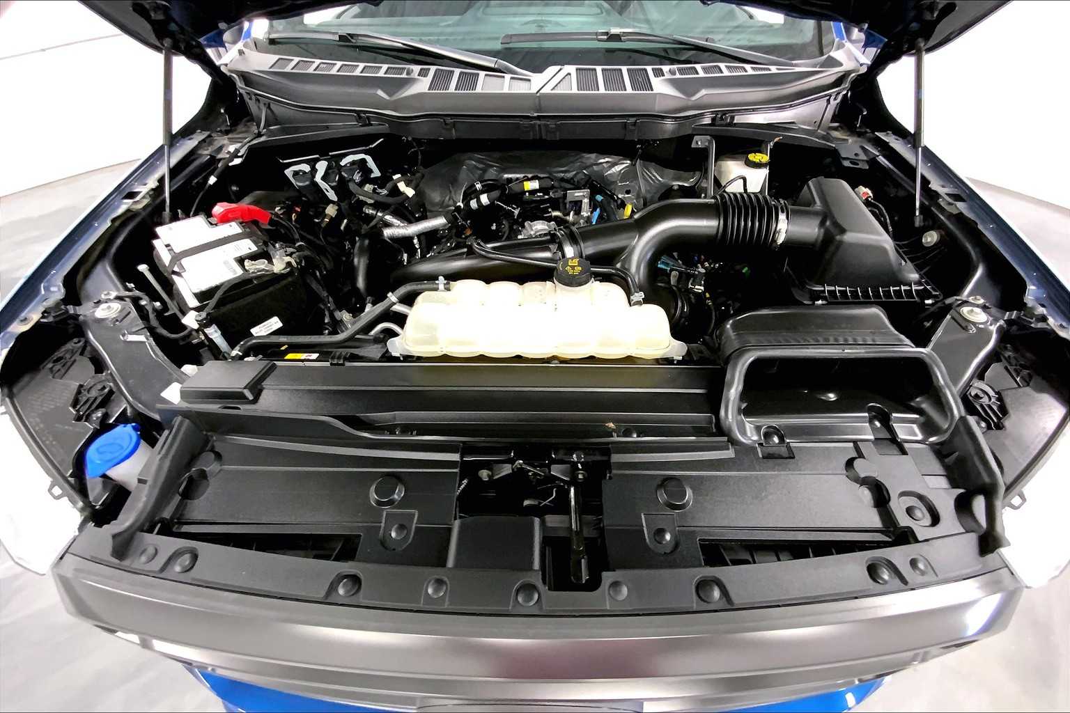 2023 Ford F-150 XLT photo 28