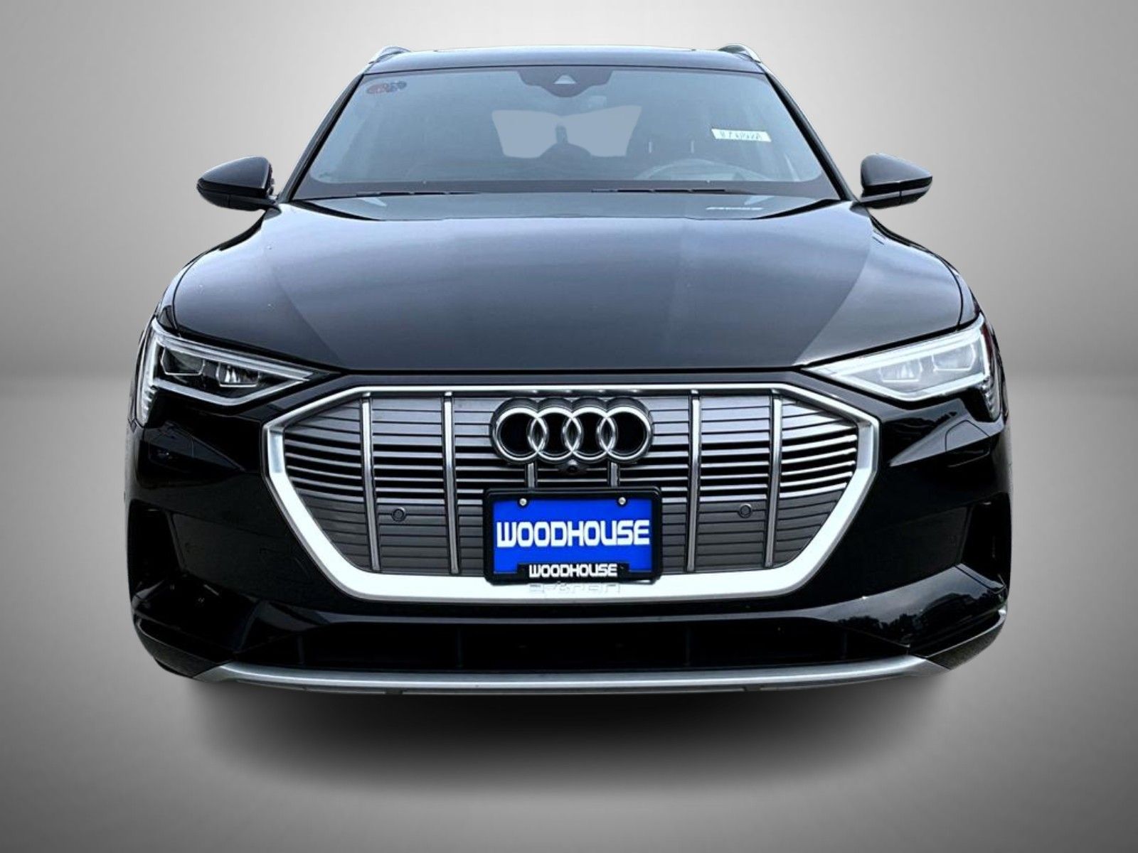 Used 2019 Audi e-tron Prestige with VIN WA1VAAGEXKB025015 for sale in Omaha, NE