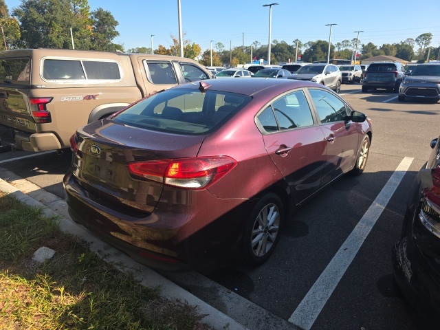 2017 Kia Forte LX S photo 4