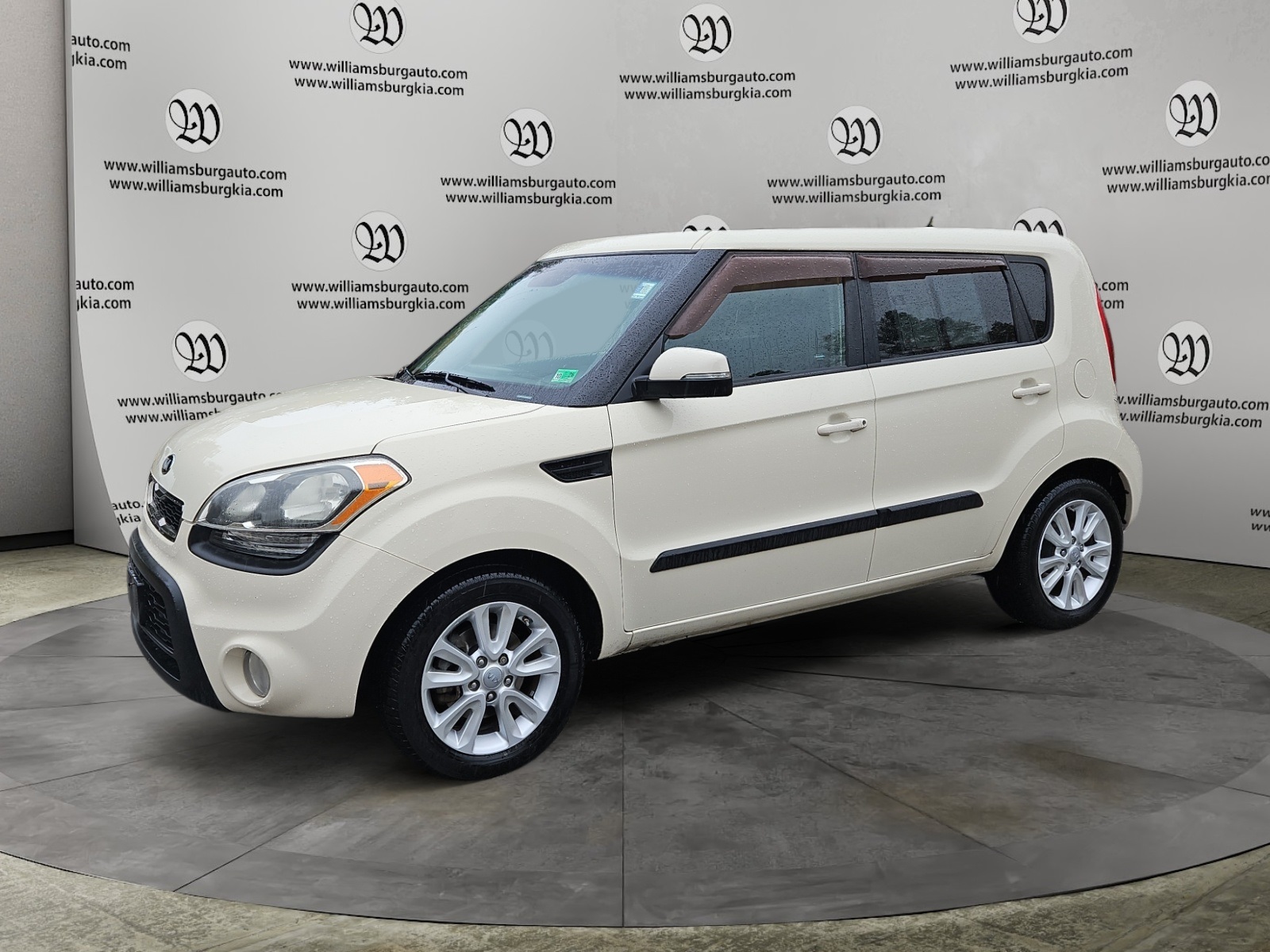 2013 Kia Soul +