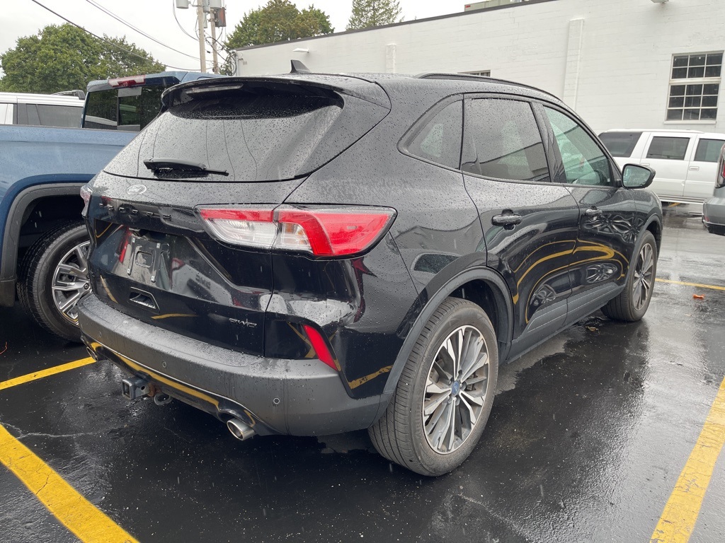 2022 Ford Escape SEL photo 2