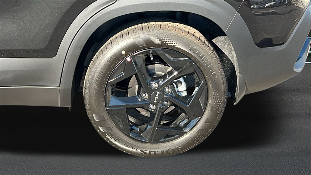 2026 Kia Seltos EX photo 8