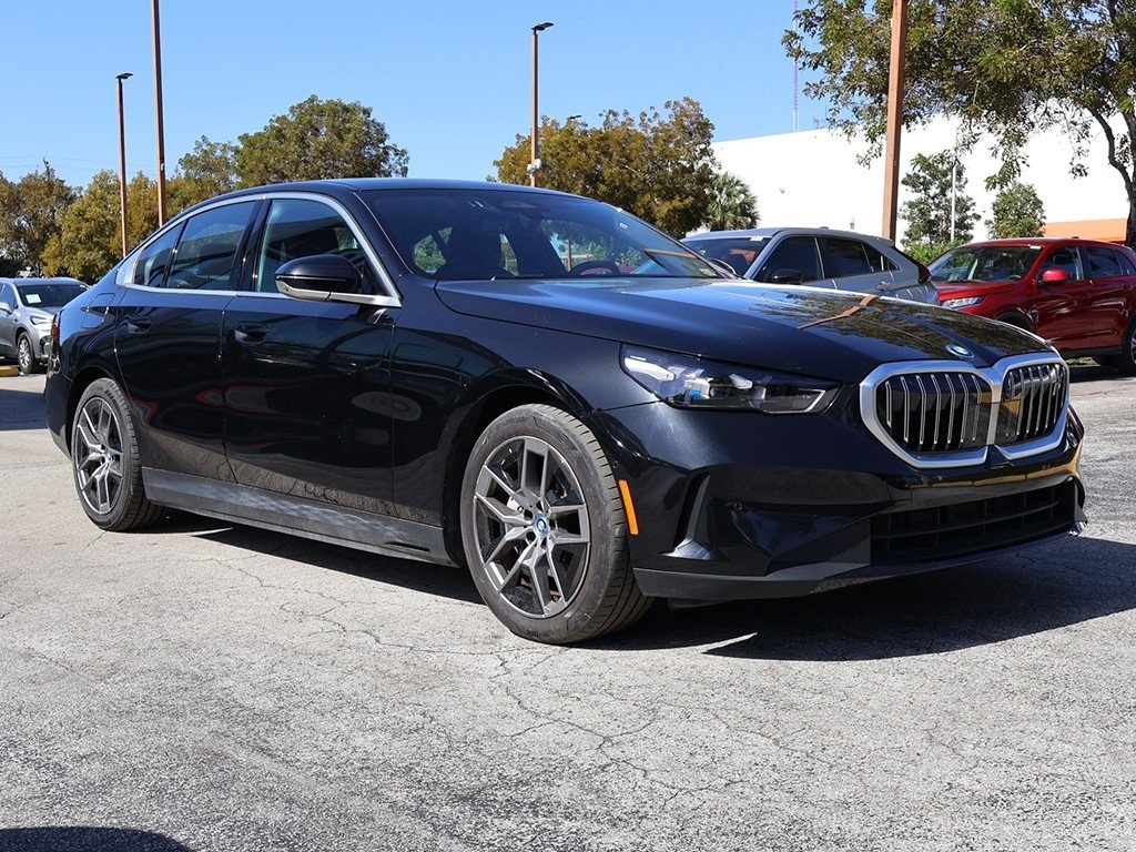 Used 2025 BMW i5 40 with VIN WBY13HG02SCT65392 for sale in Miami, FL