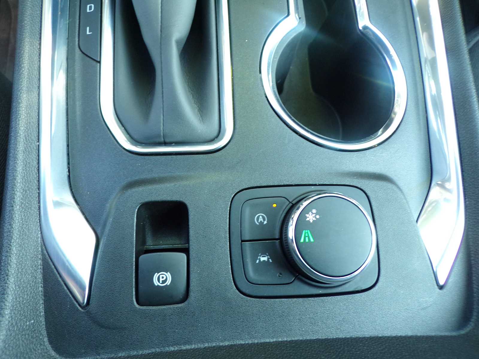2022 Chevrolet Traverse Cloth photo 13