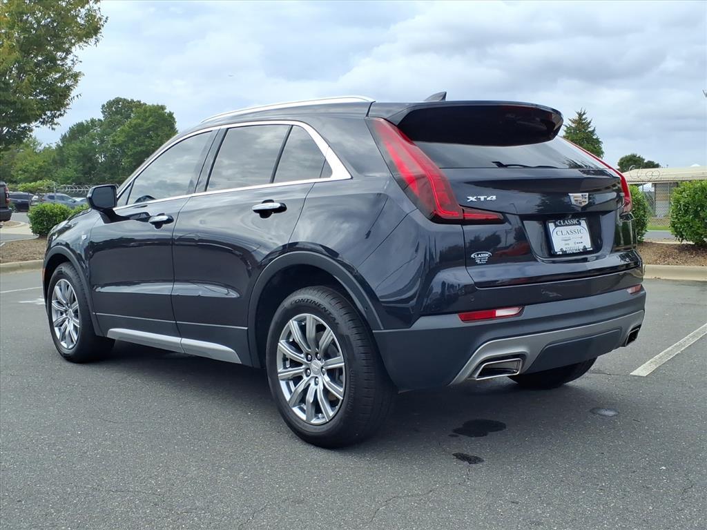 2022 Cadillac XT4 Premium Luxury photo 5