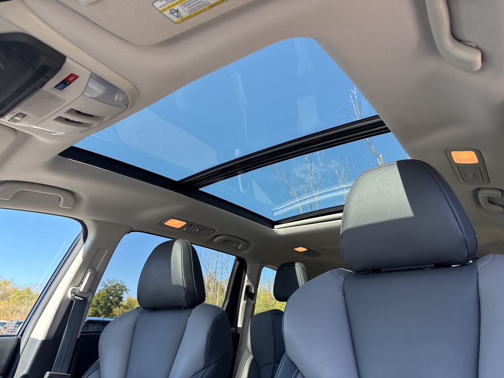 2023 Subaru Ascent Onyx Edition photo 4