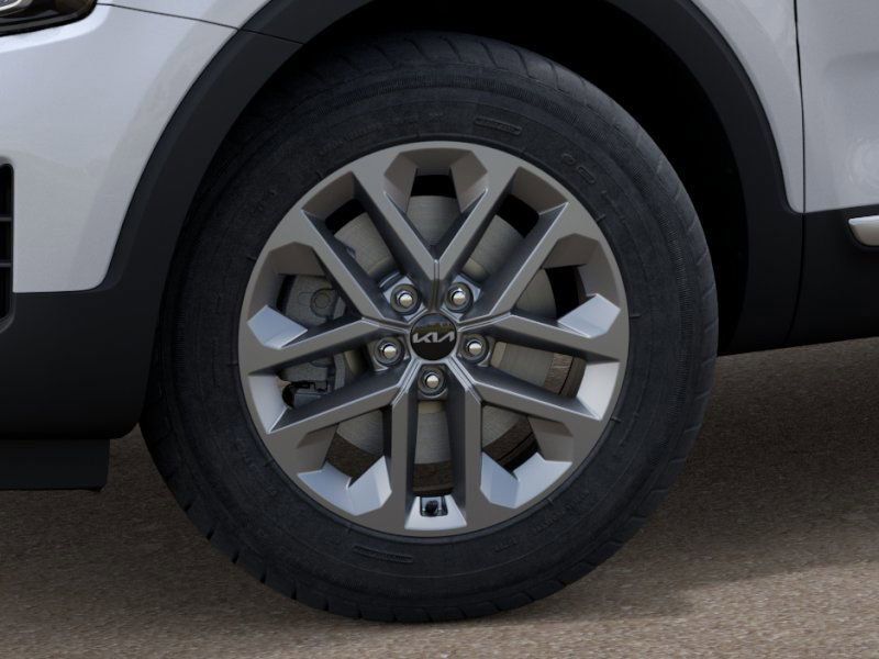 2025 Kia Telluride LX photo 8