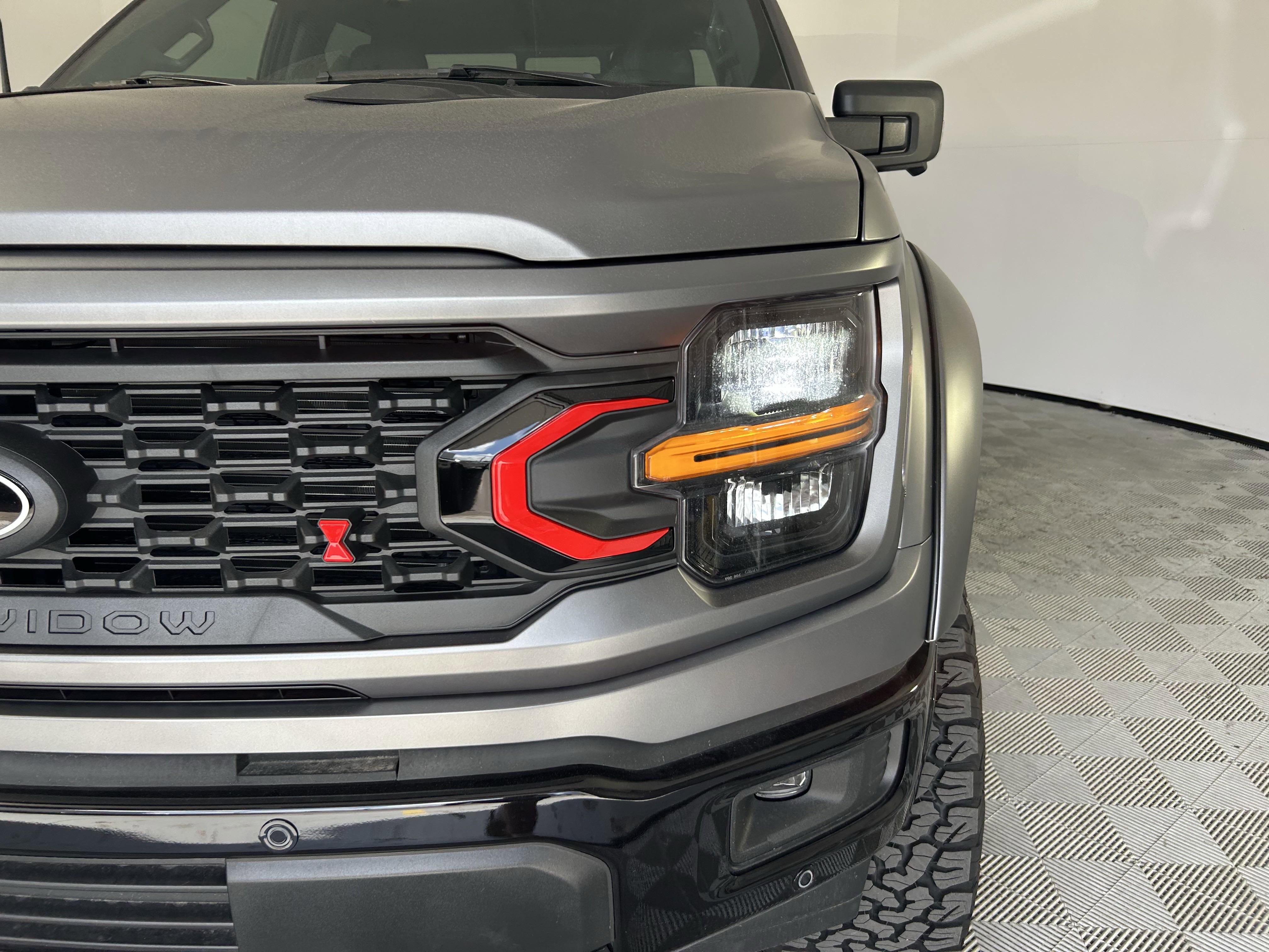 2025 Ford F-150 XLT photo 11
