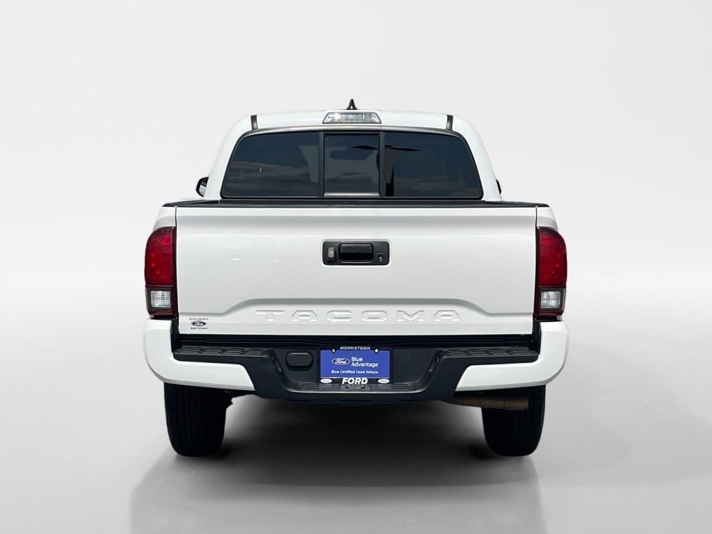 2023 Toyota Tacoma SR photo 4