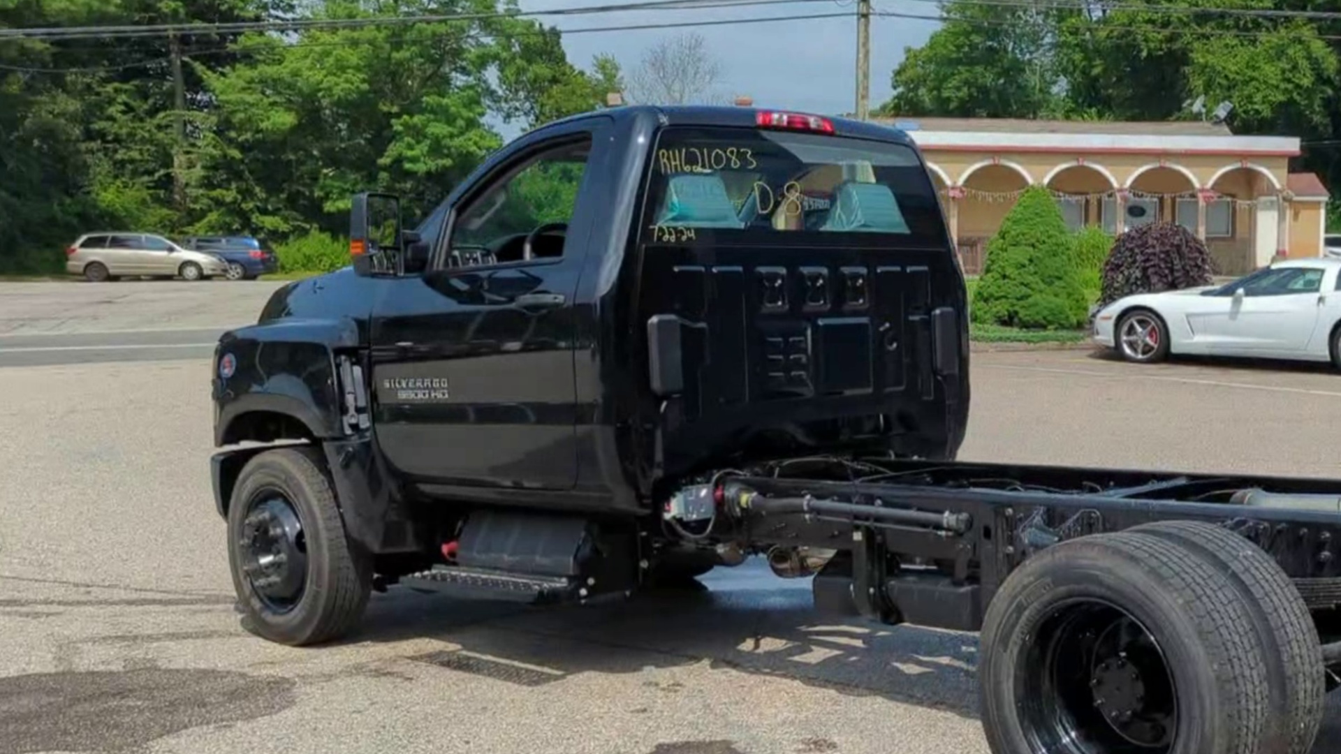 2024 Chevrolet Silverado 5500HD Work Truck photo 25