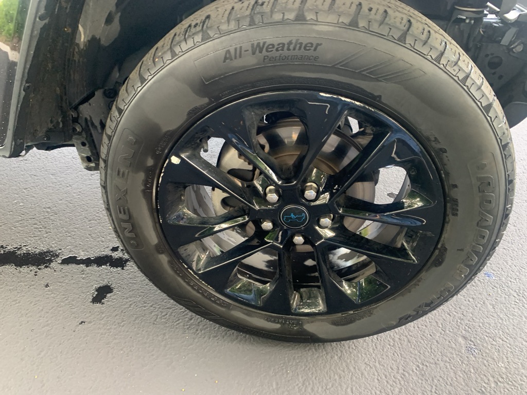 2024 Jeep Wrangler 4xe Sahara photo 6