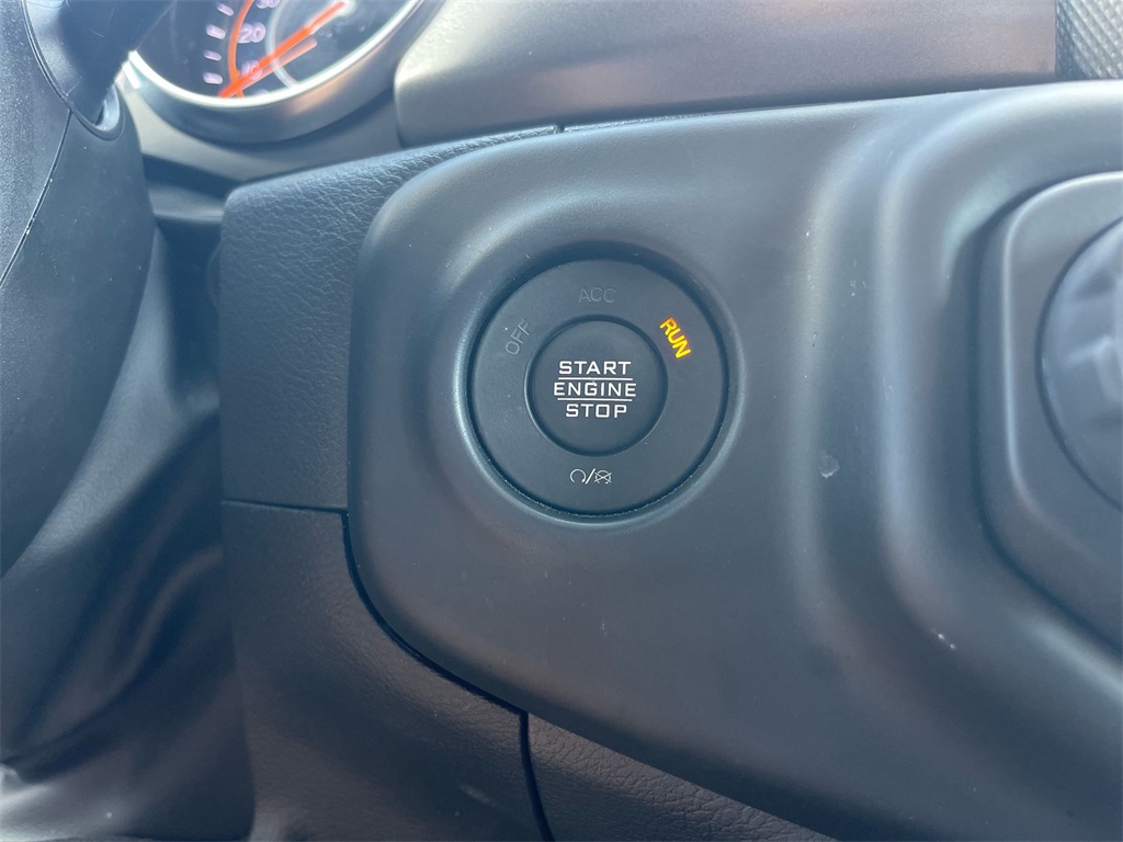 2023 Jeep Gladiator Sport photo 19