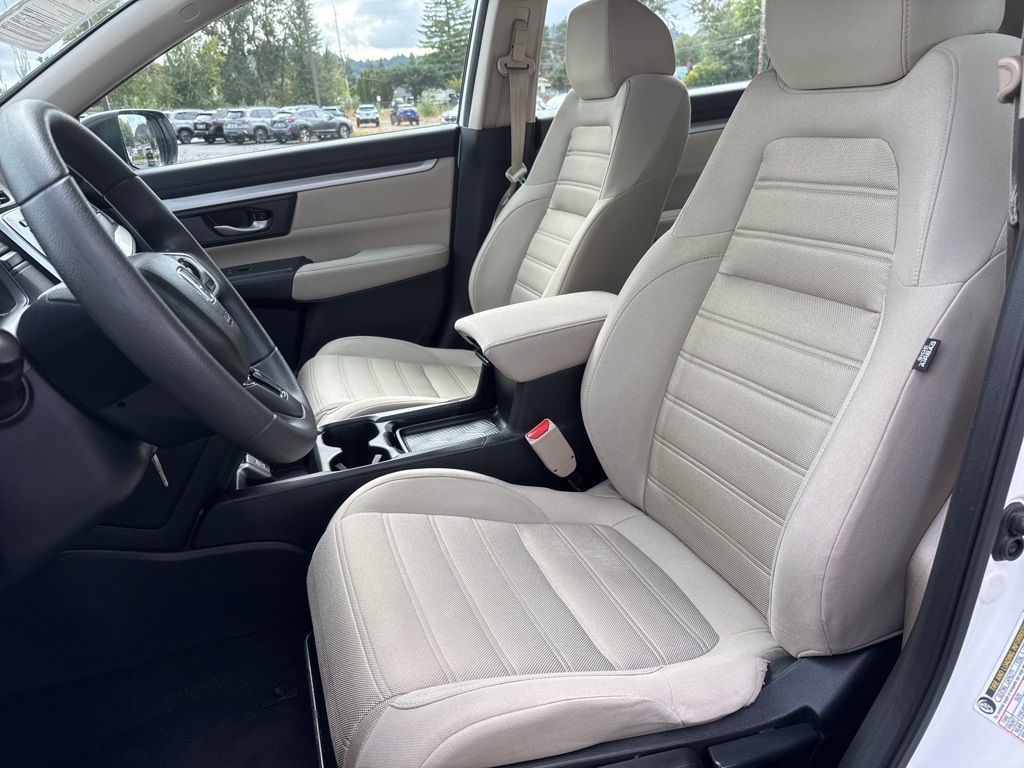 2017 Honda CR-V LX photo 13