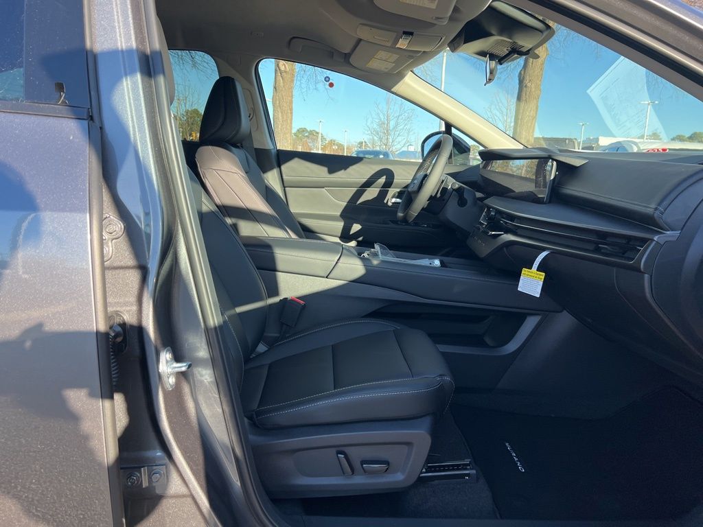2025 Nissan Murano SV photo 15