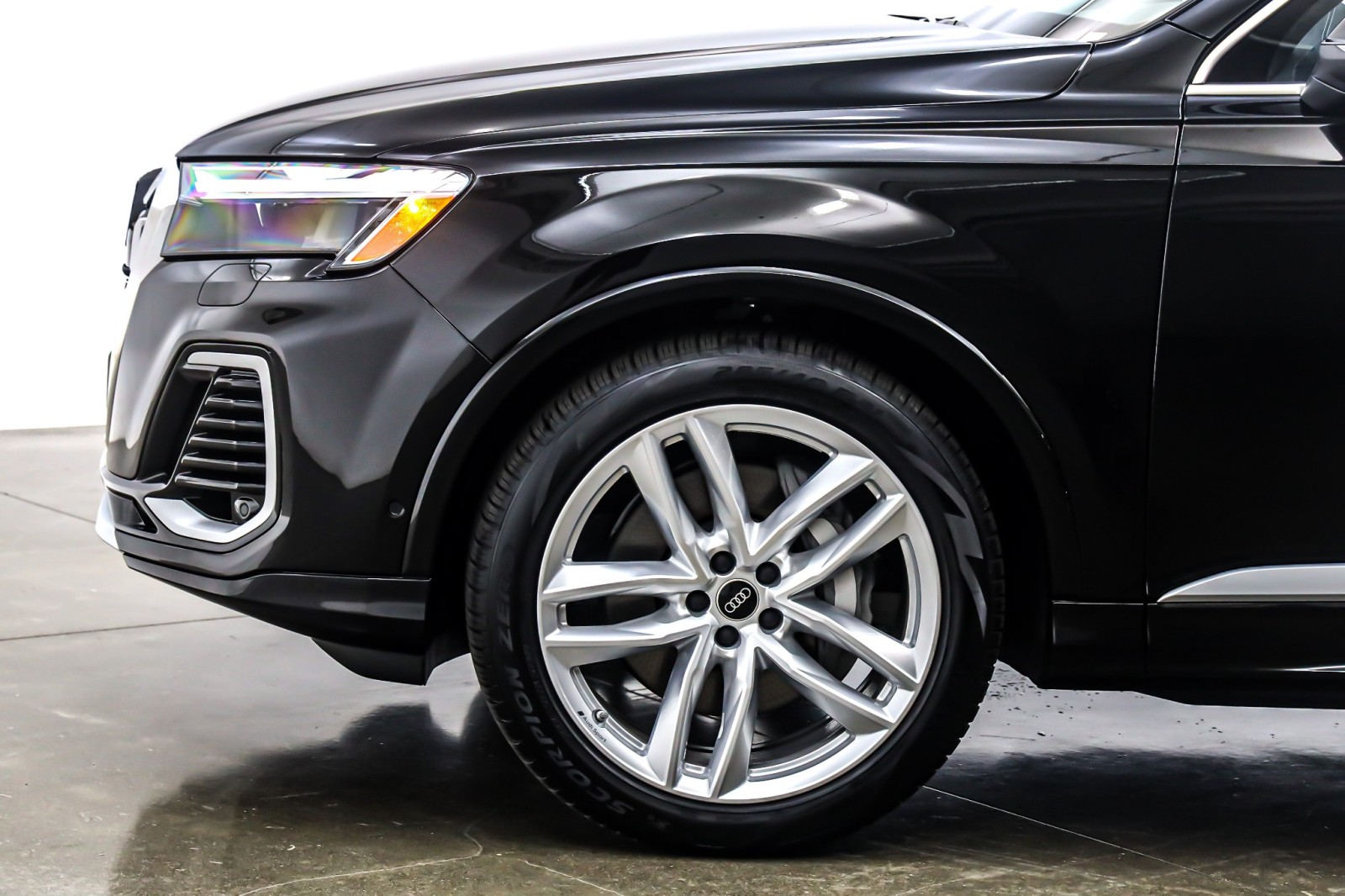 New 2025 Mythos Black Metallic Audi Premium Plus 55 TFSI quattro image 10