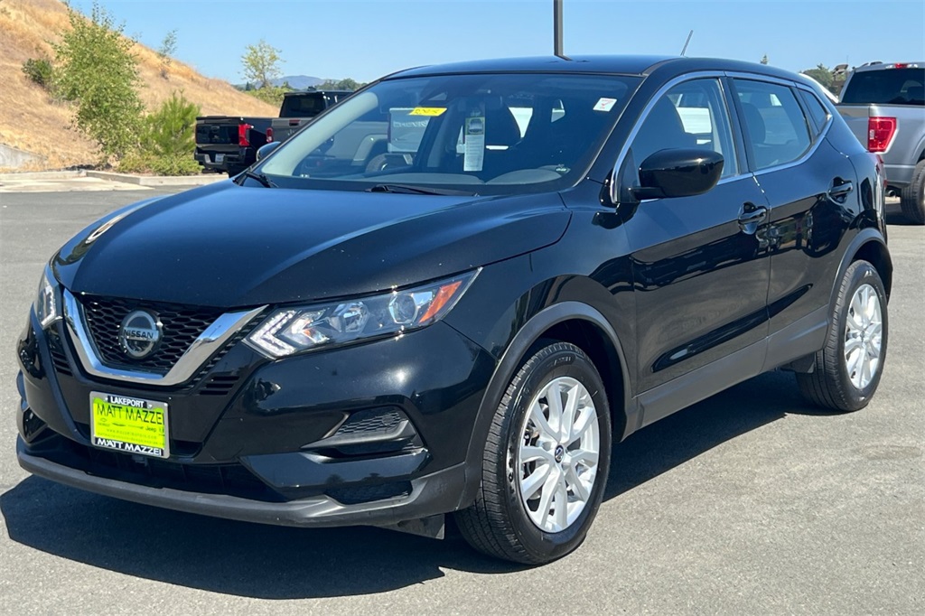 2022 Nissan Rogue Sport S photo 13